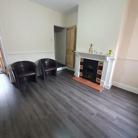 2 Bedroom House - Hopefield Road Leicester Exterior foto