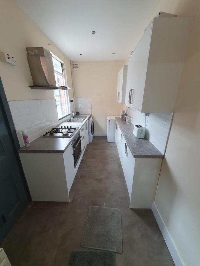 2 Bedroom House - Hopefield Road Leicester Exterior foto
