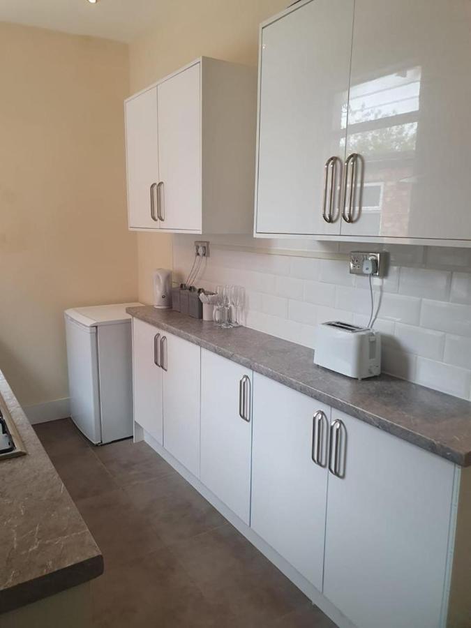 2 Bedroom House - Hopefield Road Leicester Exterior foto