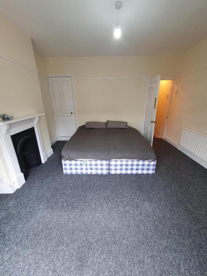 2 Bedroom House - Hopefield Road Leicester Exterior foto